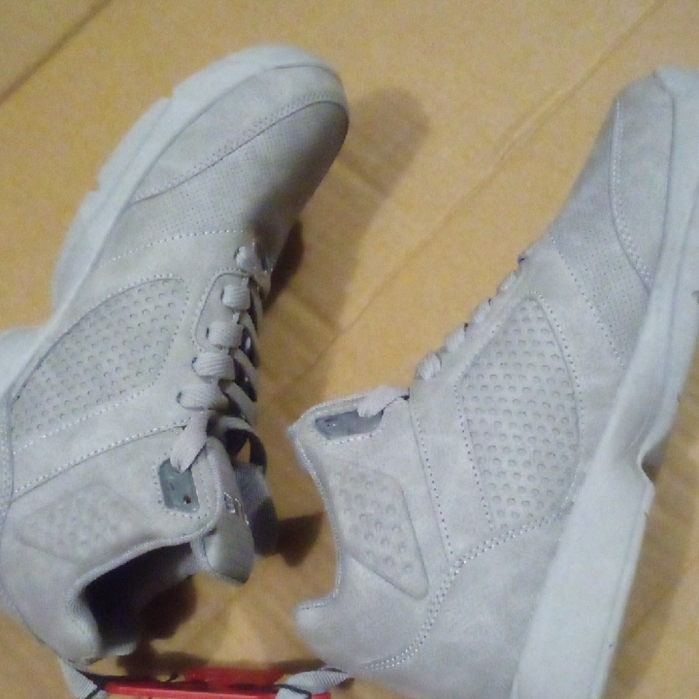 FUBU Zone Men's Gray High-Top Sneakers New With Tags - Picture 9 of 10